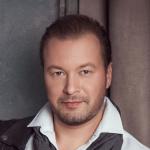 artist image Петлюра Виктор Там где клен шумит Самая любимая в мире женщина